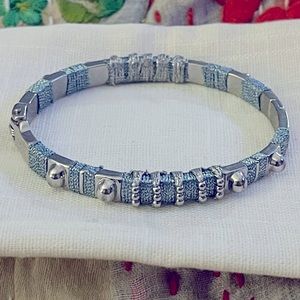 Marilyn Schiff Stitch Fix Blue Threaded Silver Bangle Bracelet